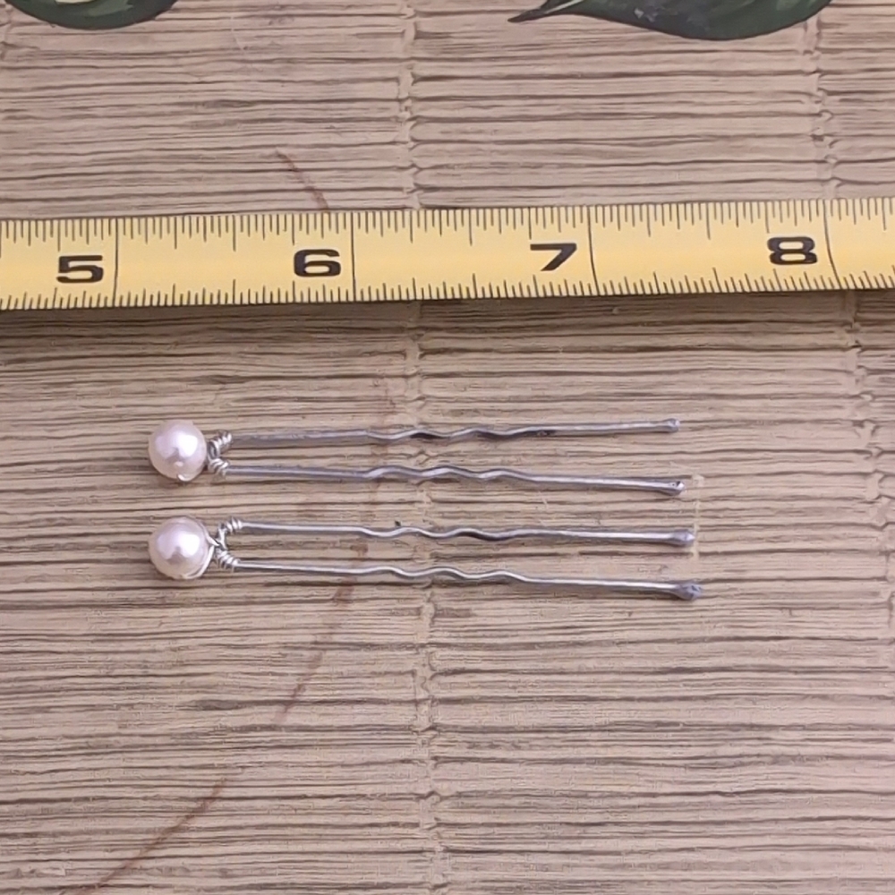 Elegant Pearl Hair Pins